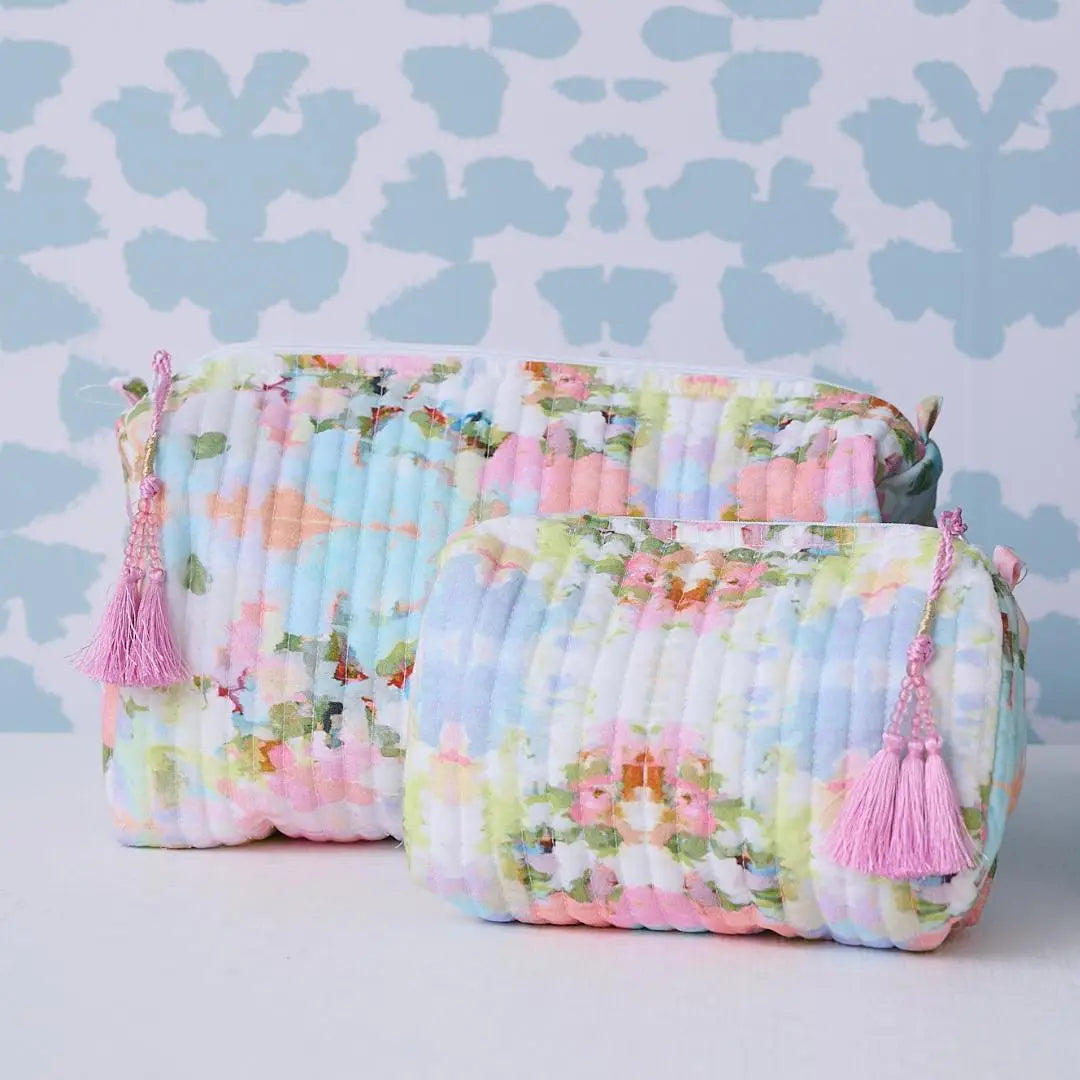 Brooks Avenue Large Cosmetic Bag