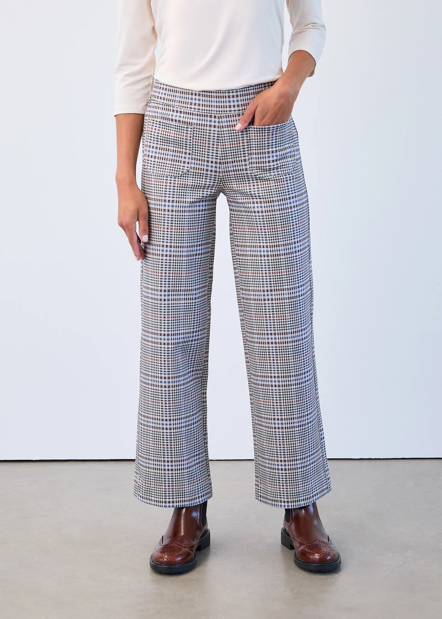 Abbey Plaid PullOn Wide Ankle Pant