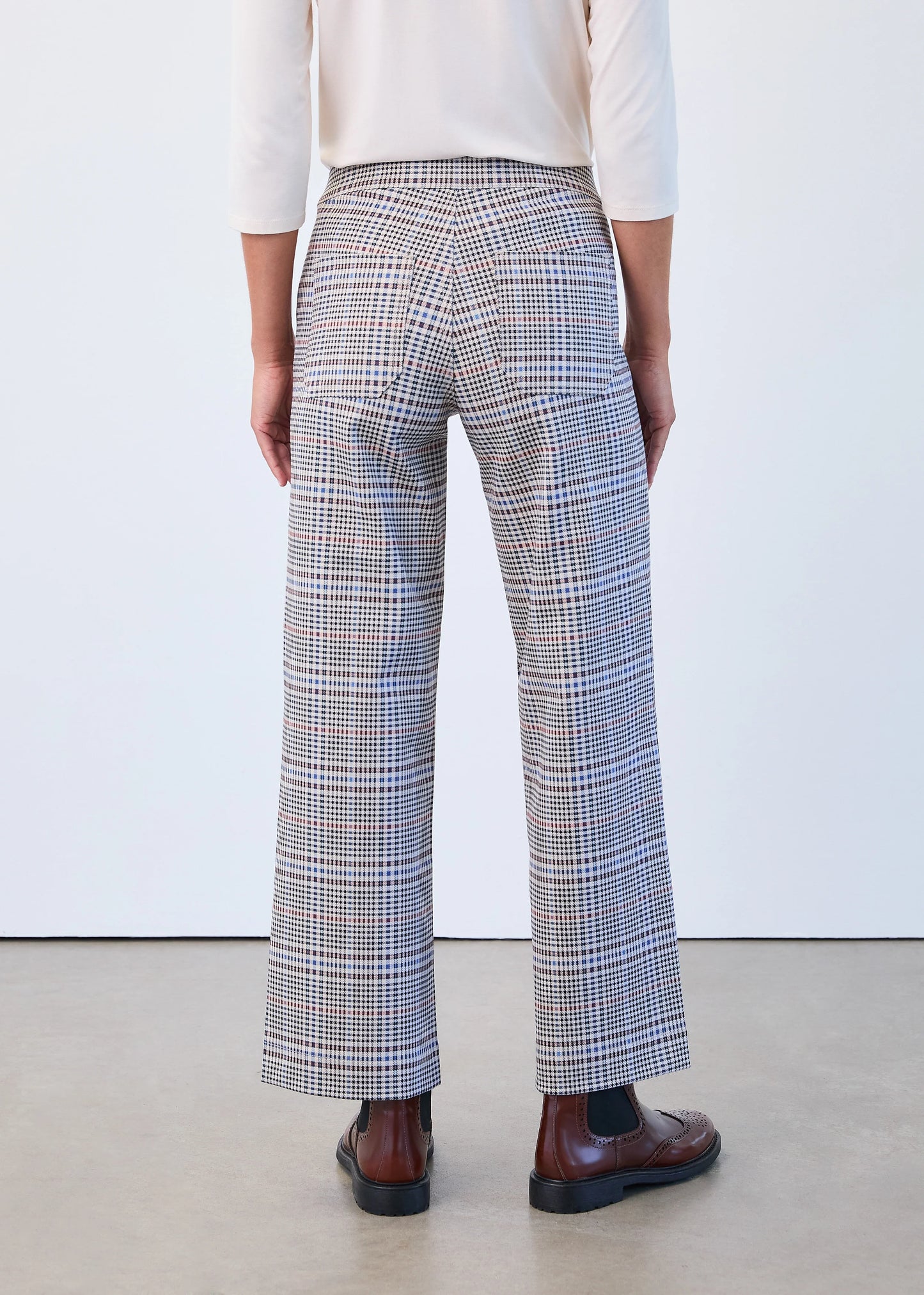 Abbey Plaid PullOn Wide Ankle Pant
