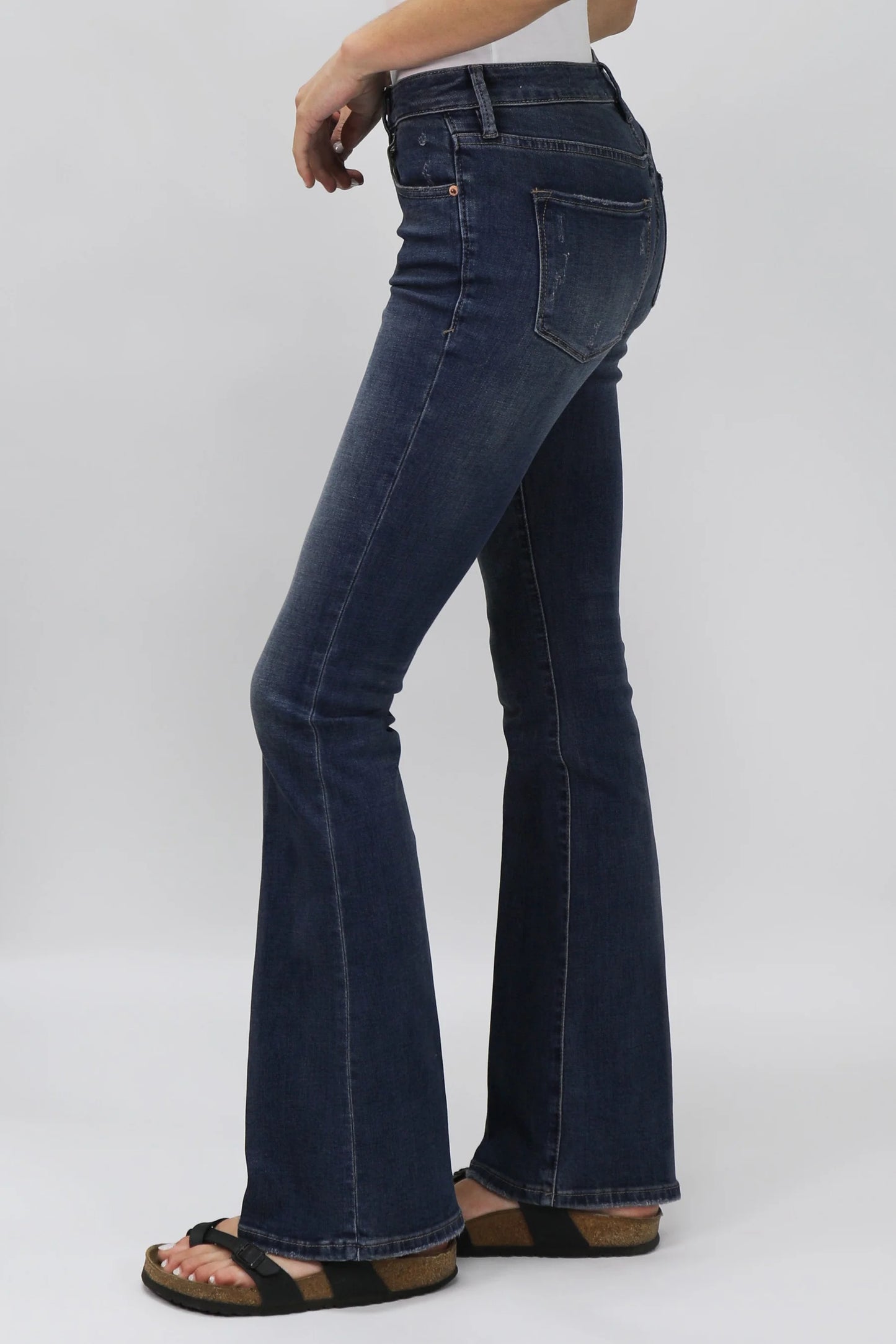 Jaxtyn Millbridge- Midrise Full Bootcut Jean