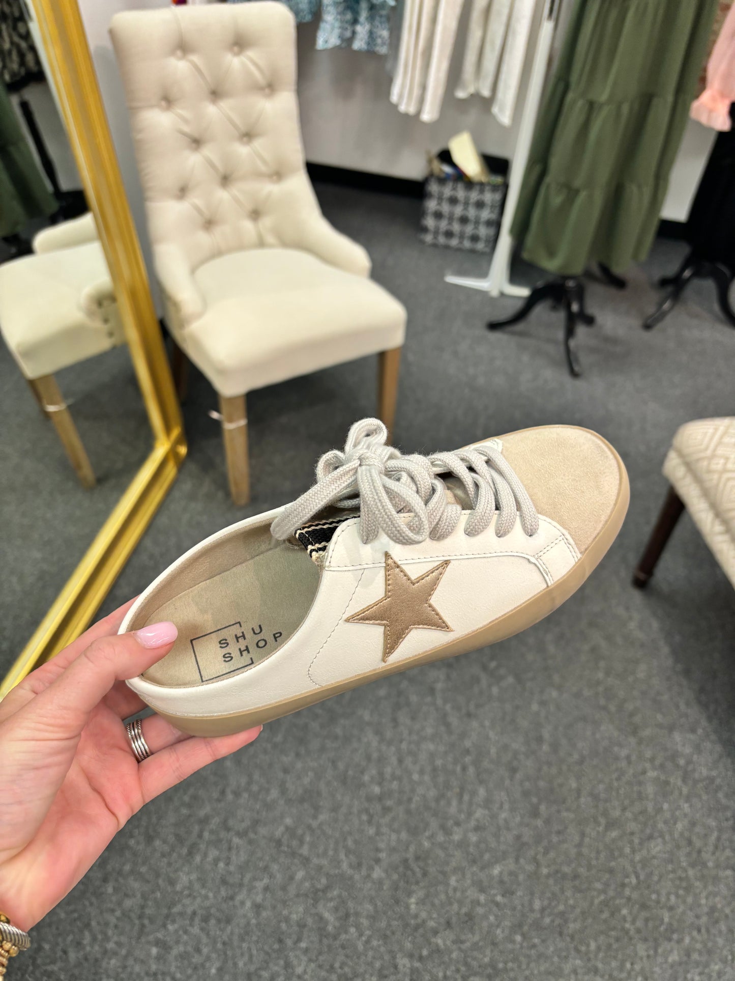 Polka Golden