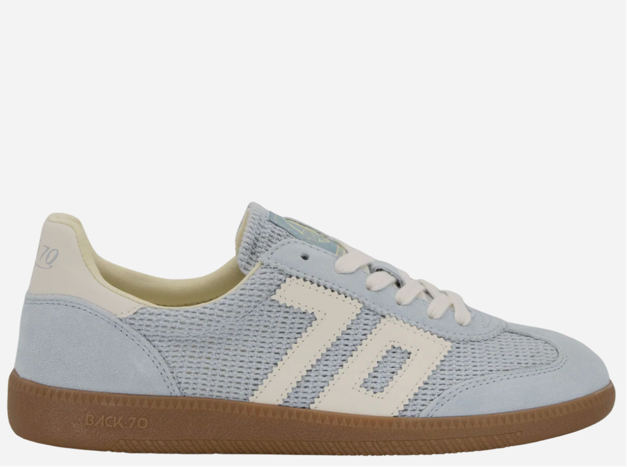 Back 70-Ghost C26-Light Sky