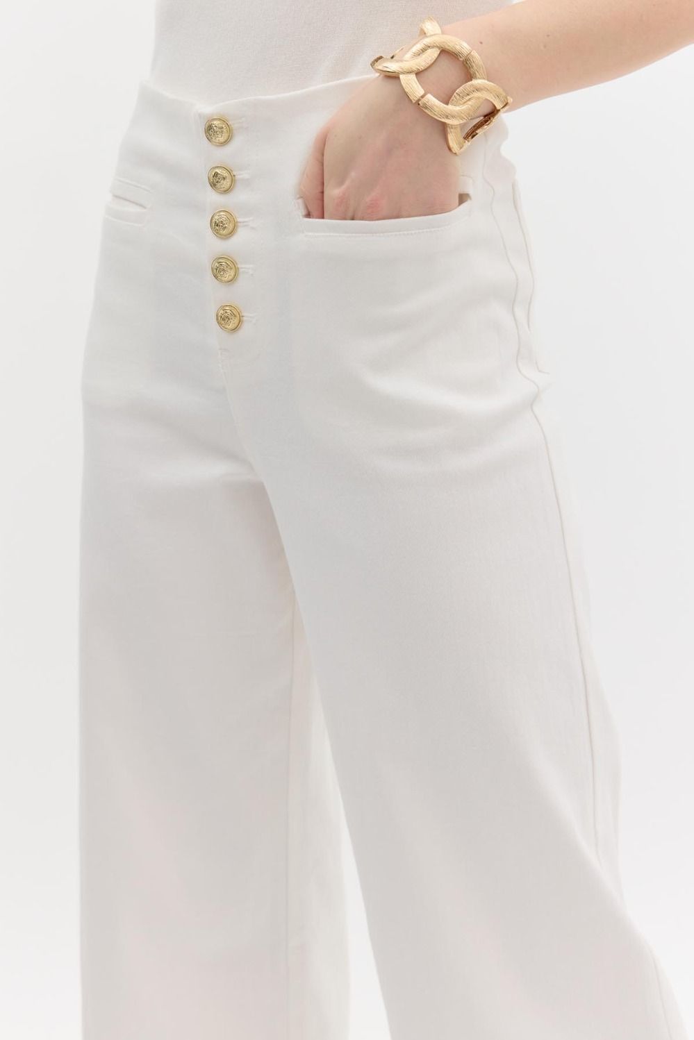 Gold Button Slit Pocket White Jean