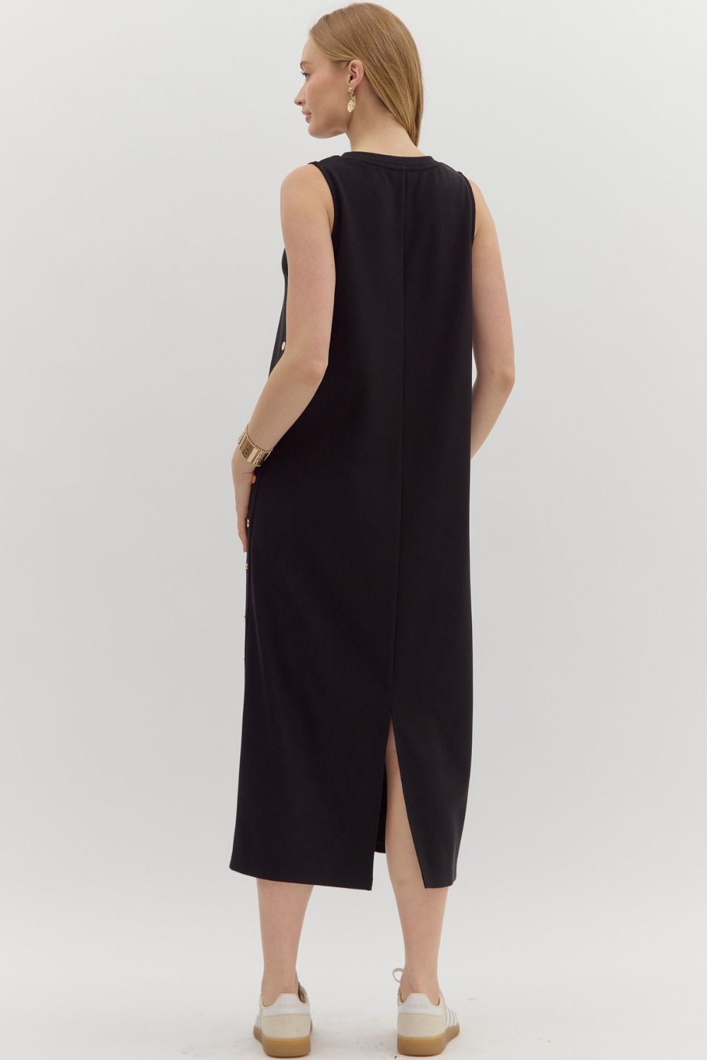 Black Solid rib textured sleeveless pullover midi dress