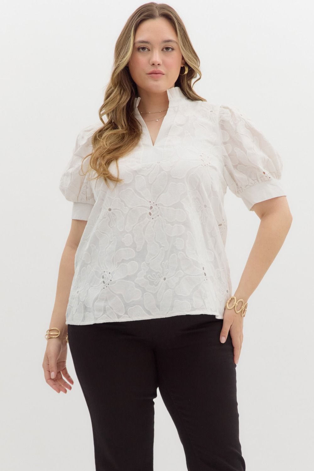 Curvy White Floral Vnk Pleated Collar Top