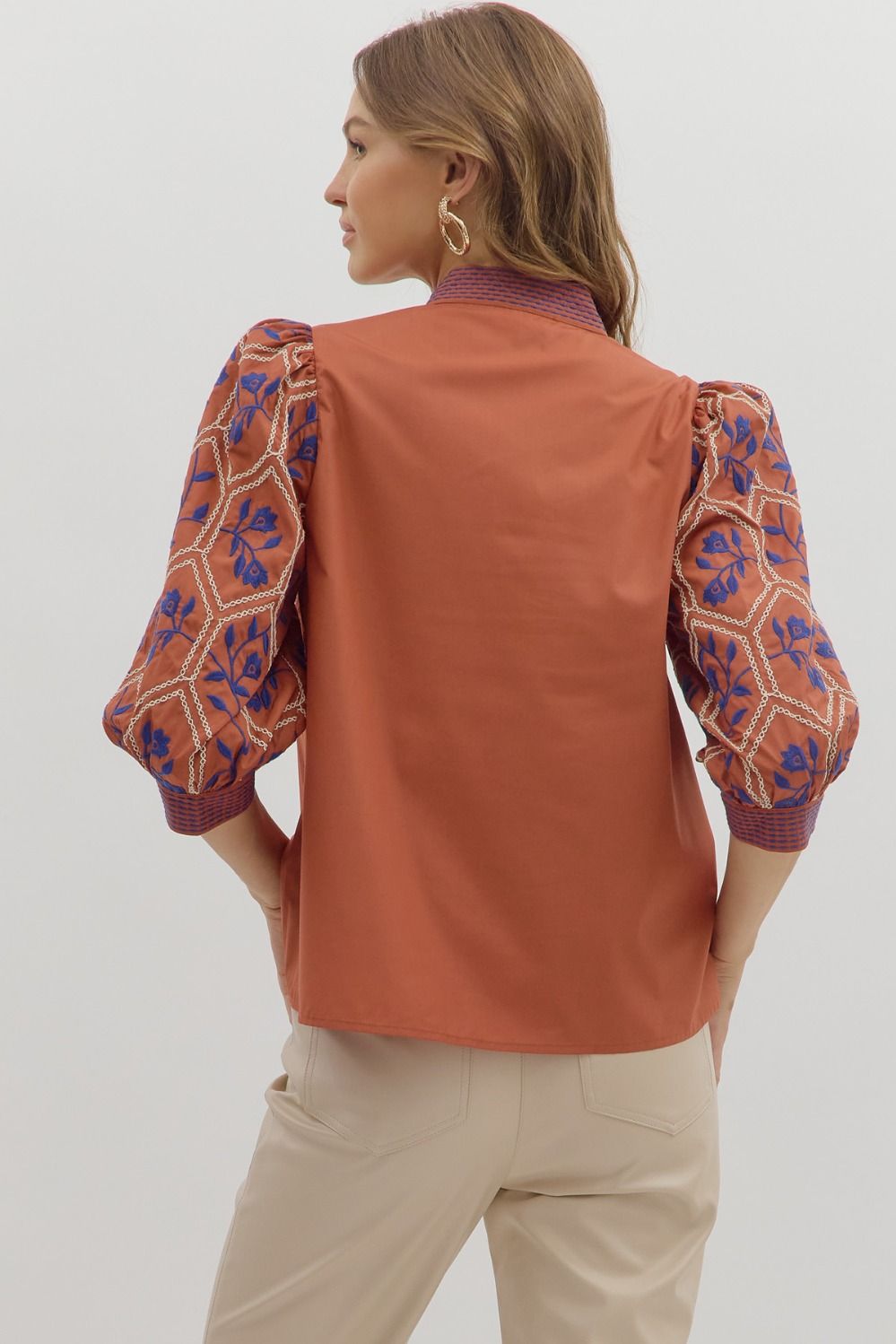 Floral pattern embroidered ¾ sleeve top