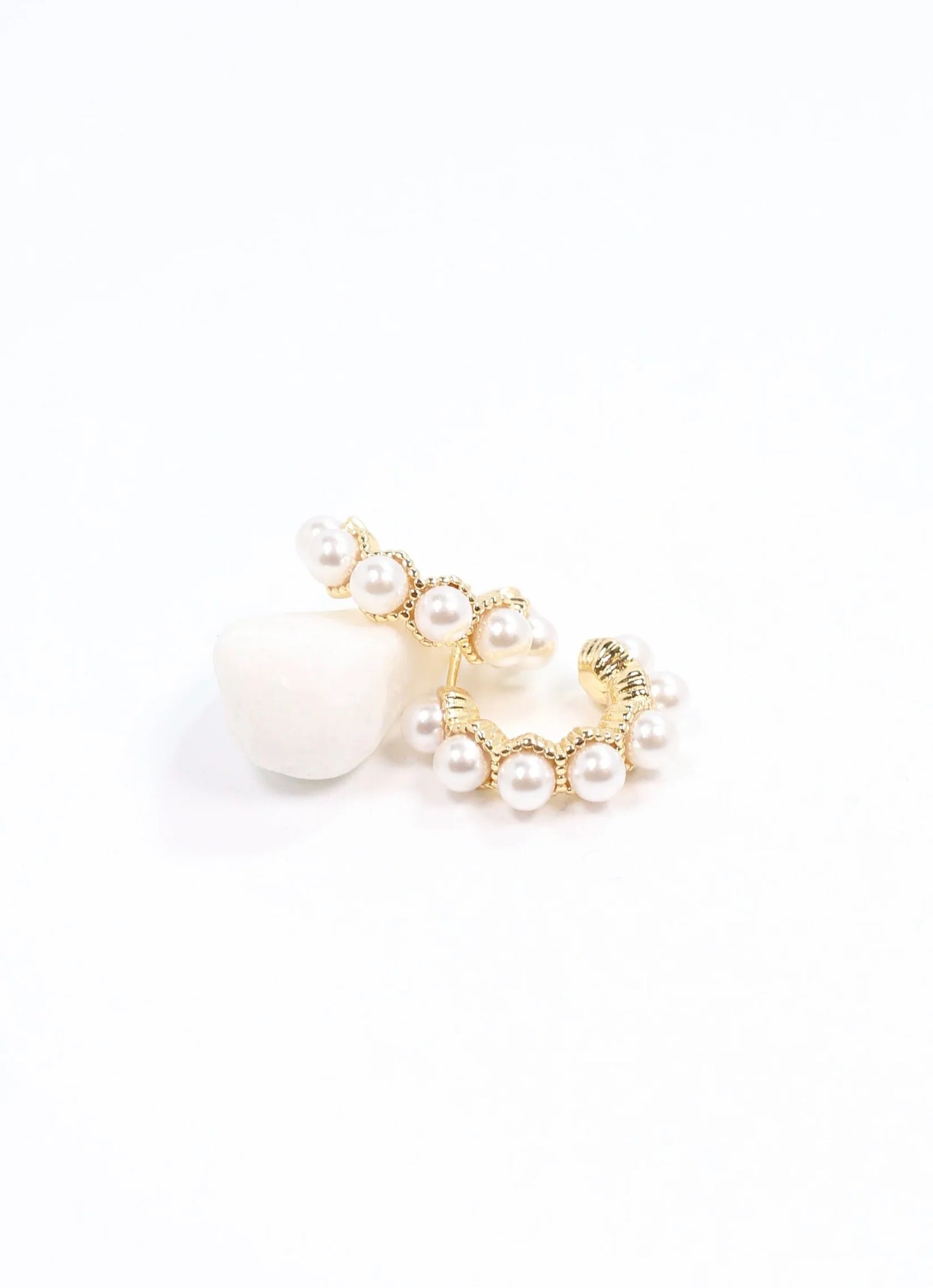 Napoleon Pearl hoop earring