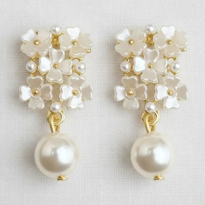 Floral pearl drop earring