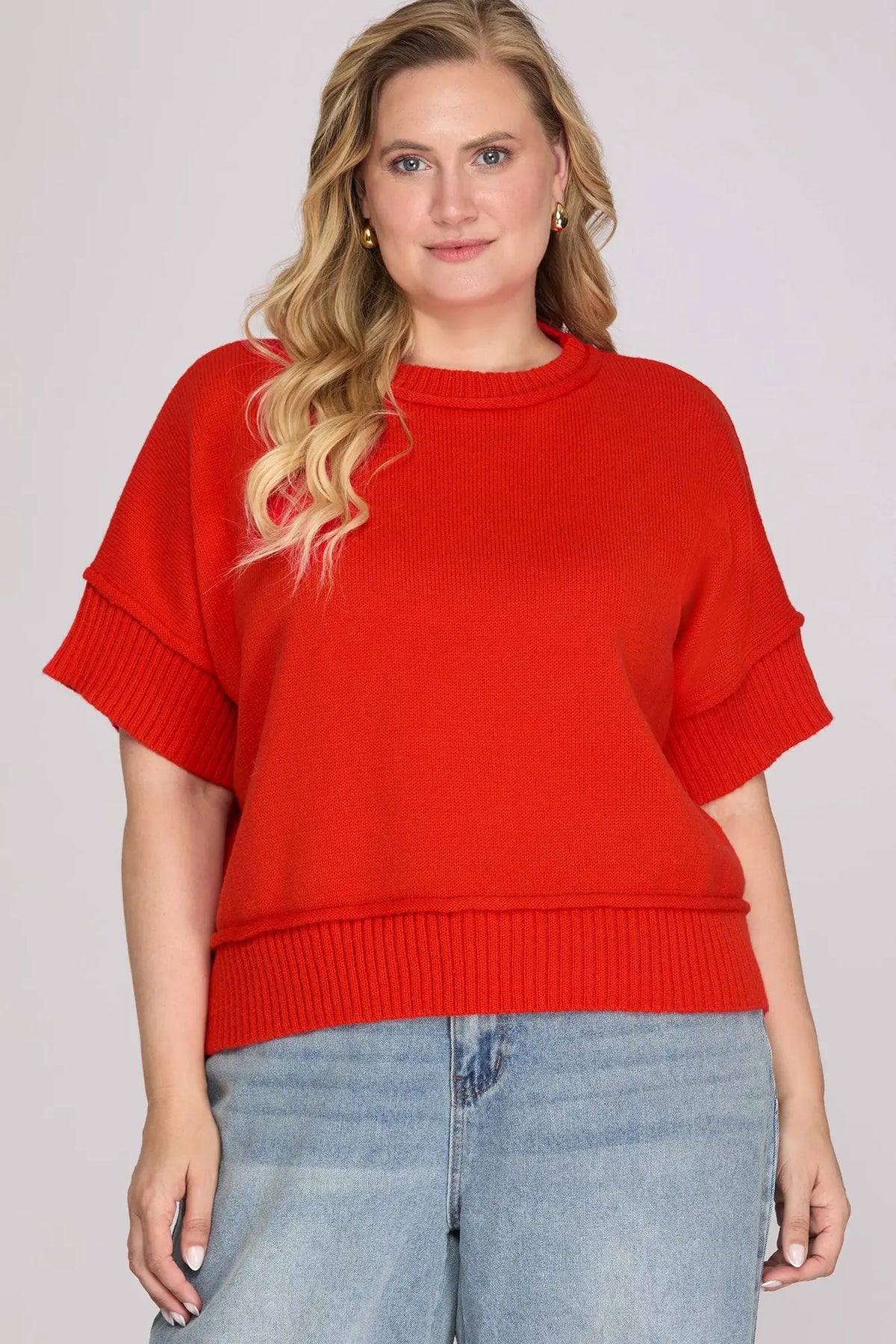 Red half sleeve crew neck sweater +