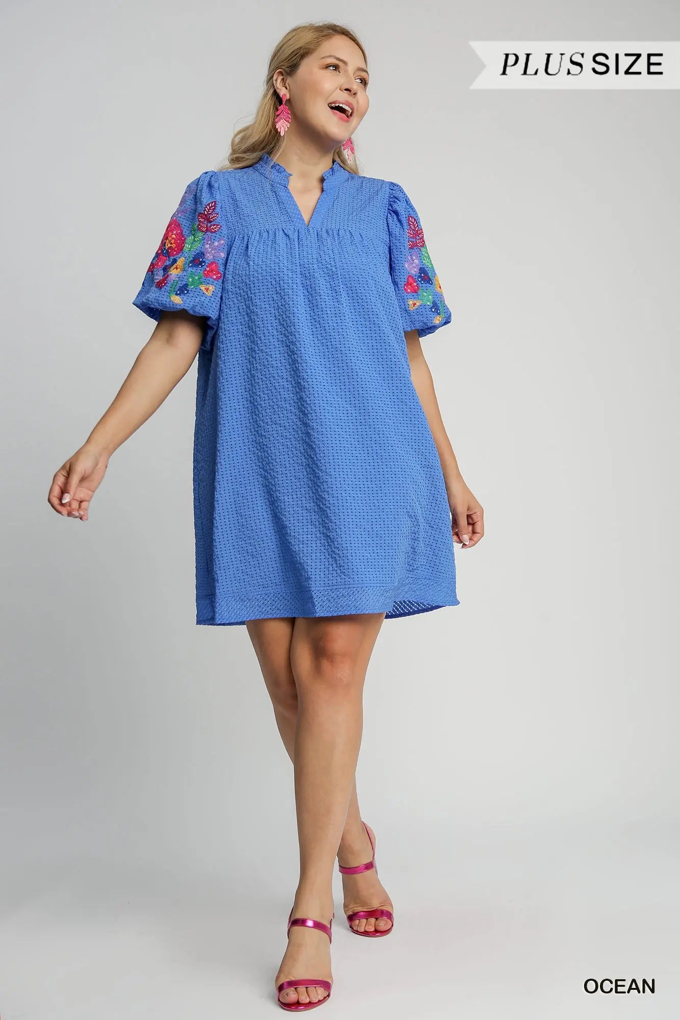 Ocean Blue seersucker Emb. Ss dress +