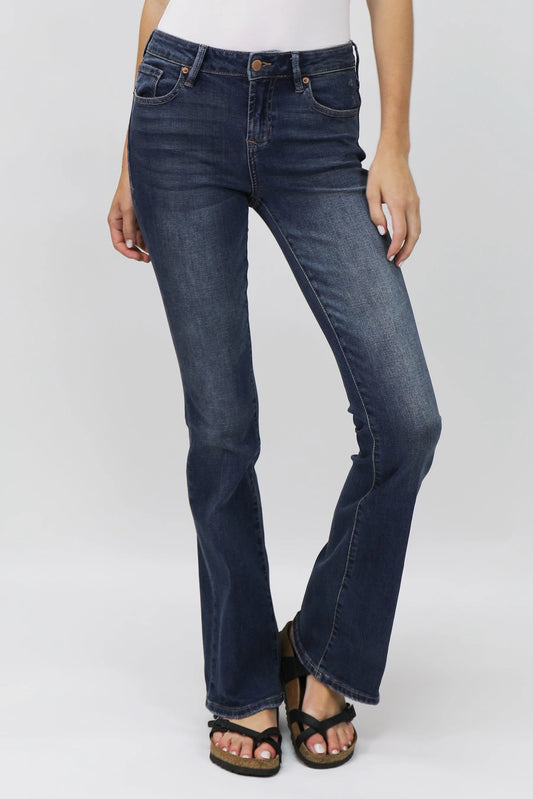 Jaxtyn Millbridge- Midrise Full Bootcut Jean