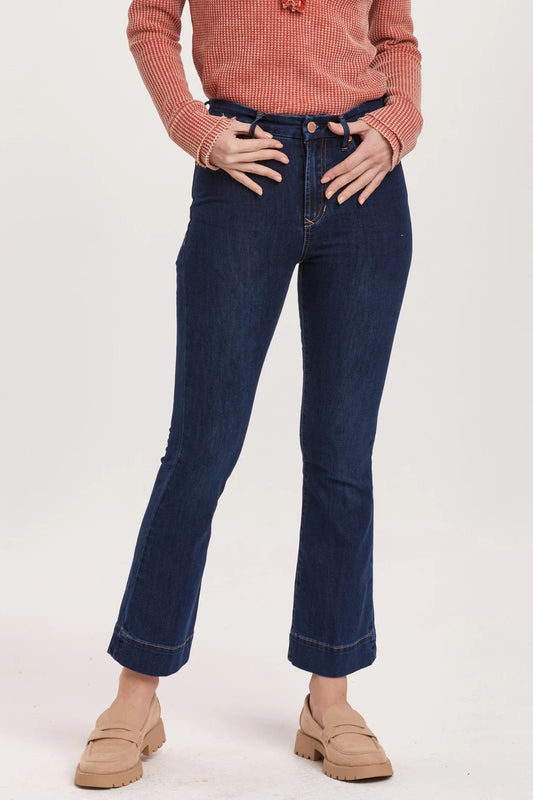 Jeanne -Star Demand Pants