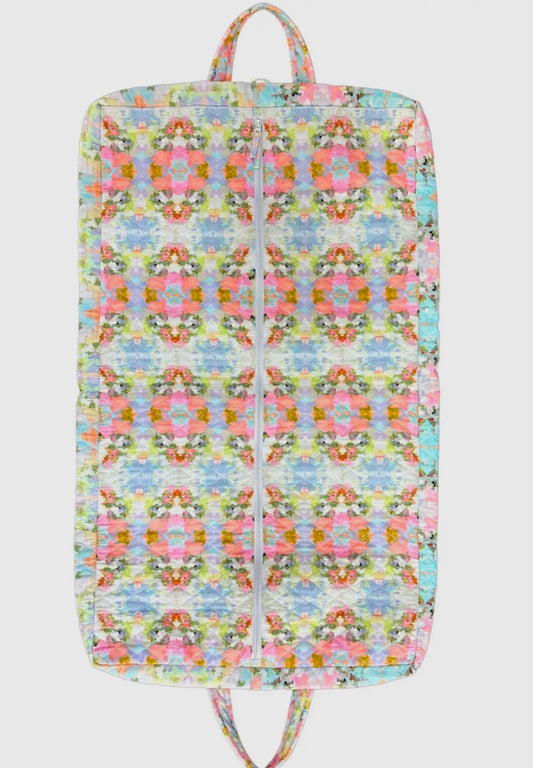 Brooks Avenue Garment Bag