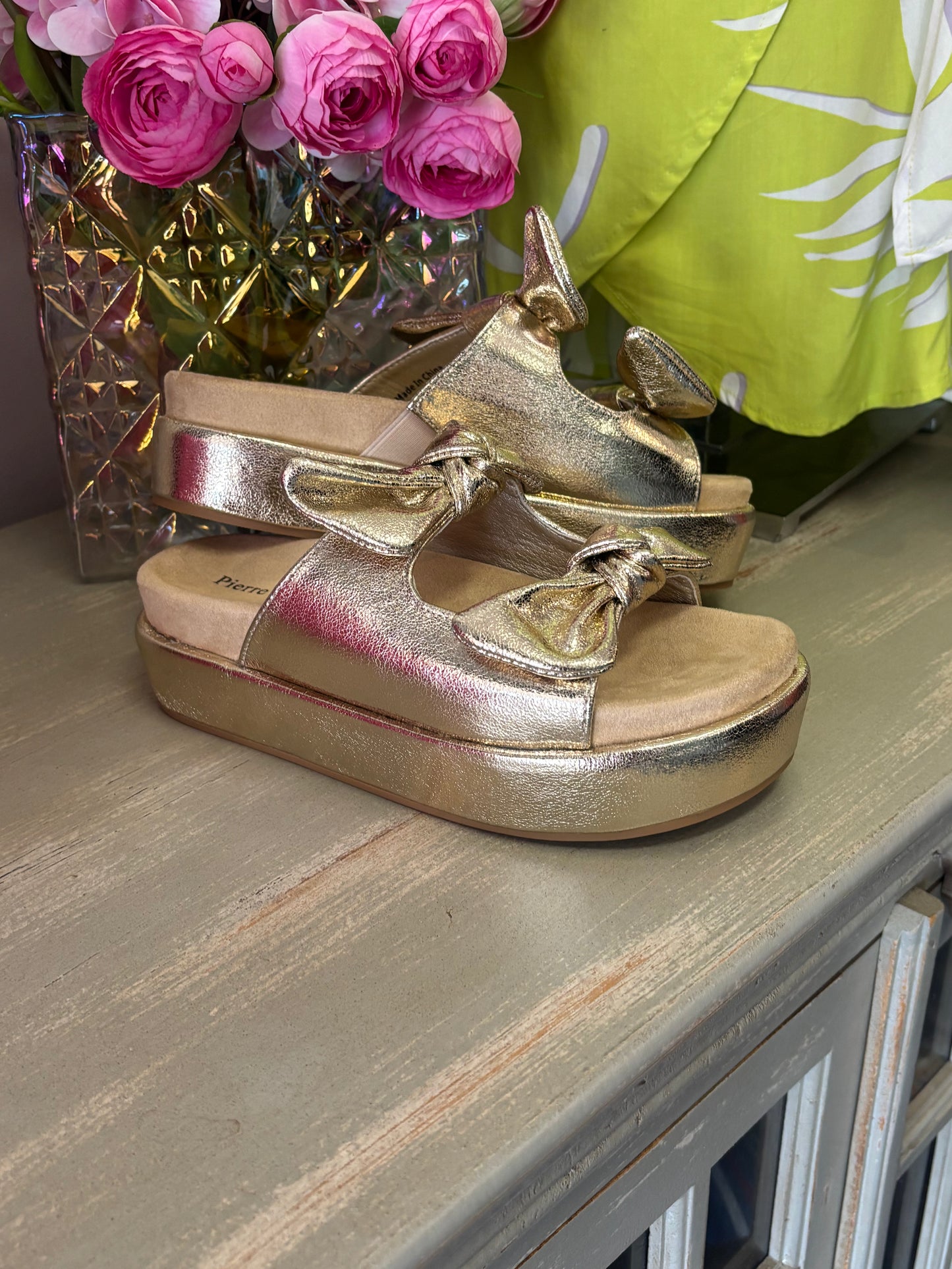 Mind Gold Bow Tie Platform Sandal