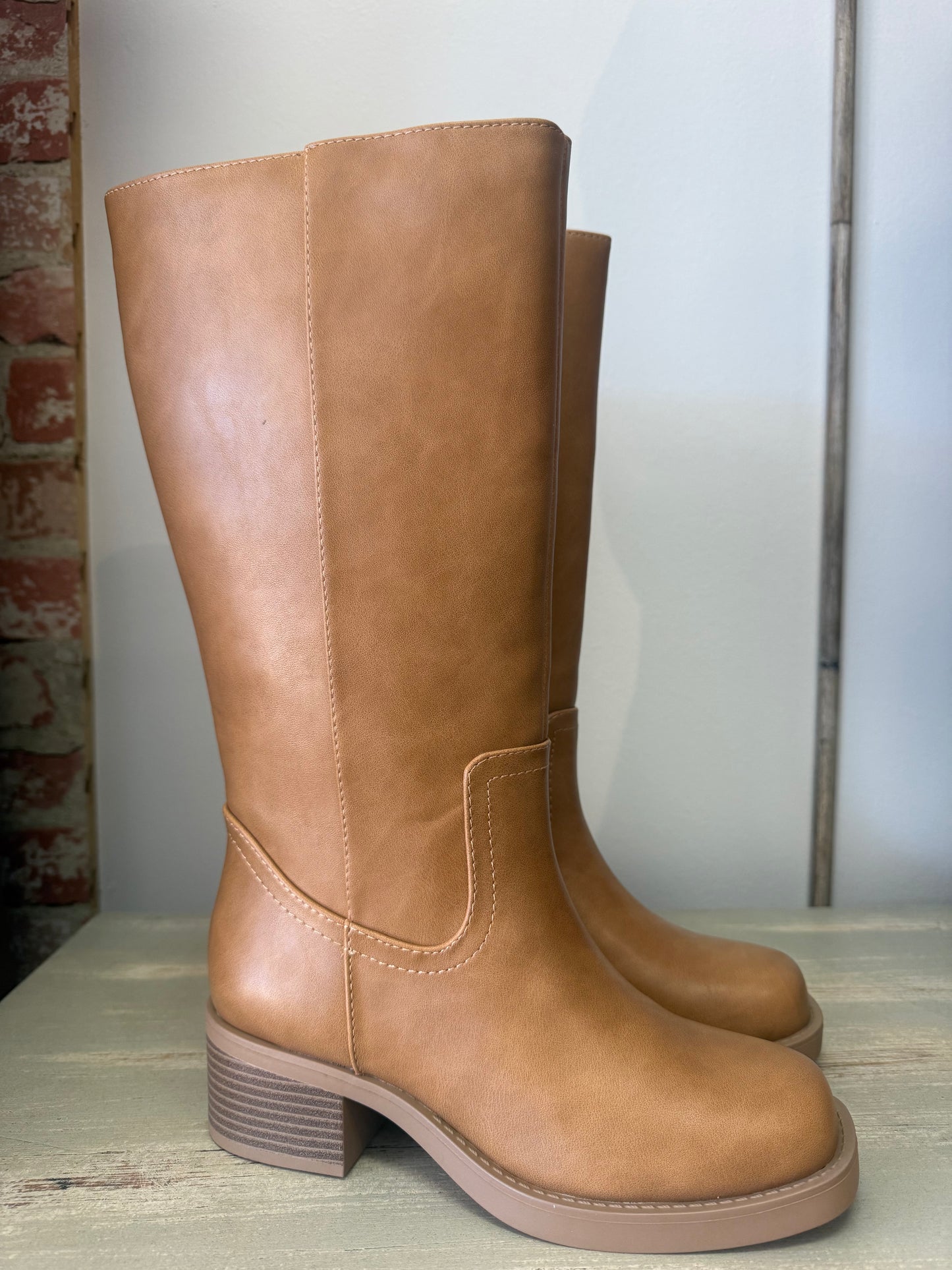 Belvin boot- Dark natural