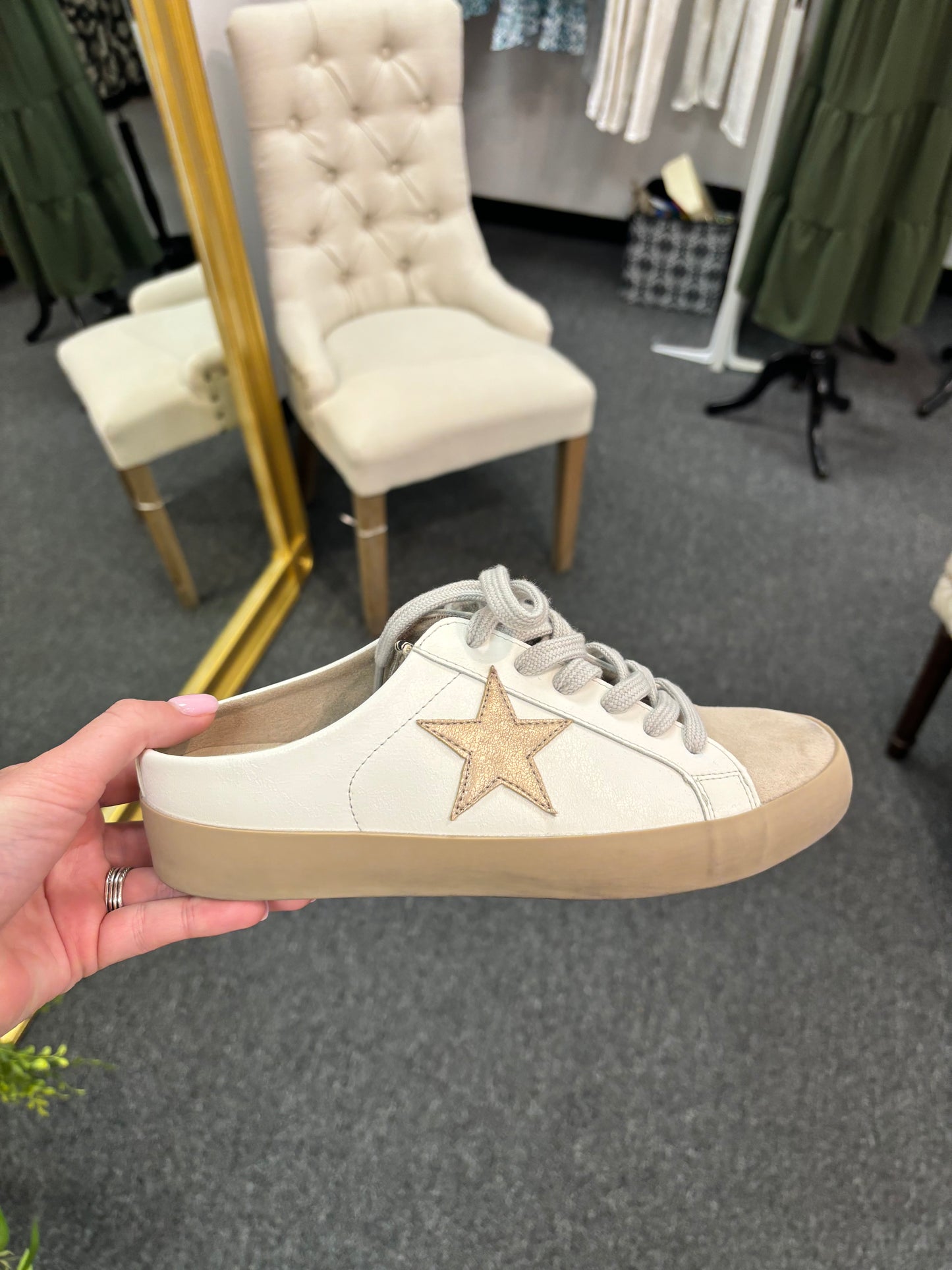 Polka Golden